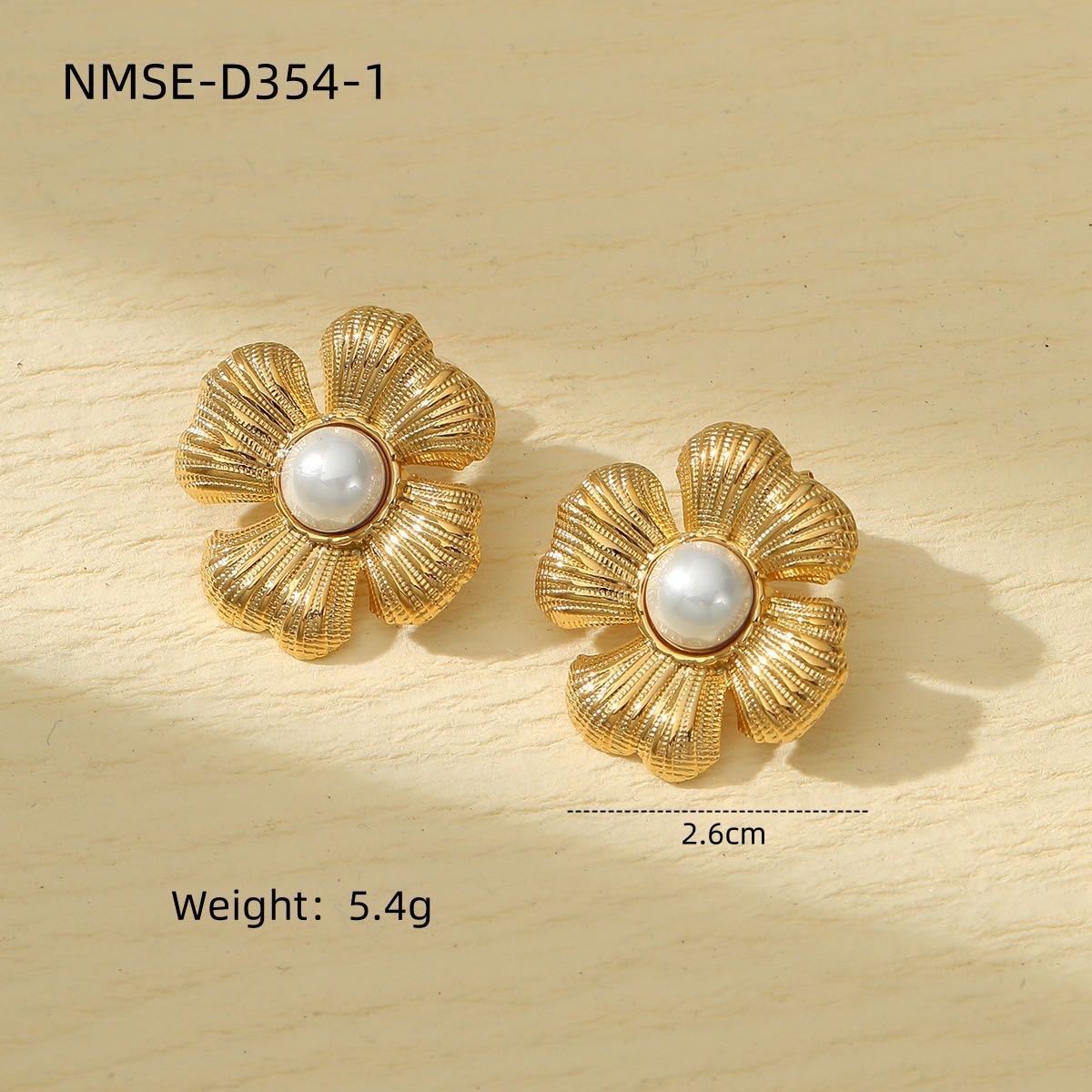 NMSE-D354-1 Four-Petal Flower Stud Earrings