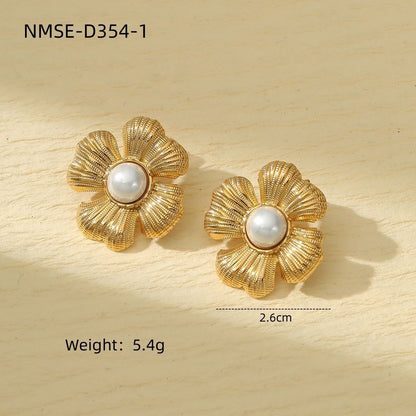 NMSE-D354-1 Four-Petal Flower Stud Earrings