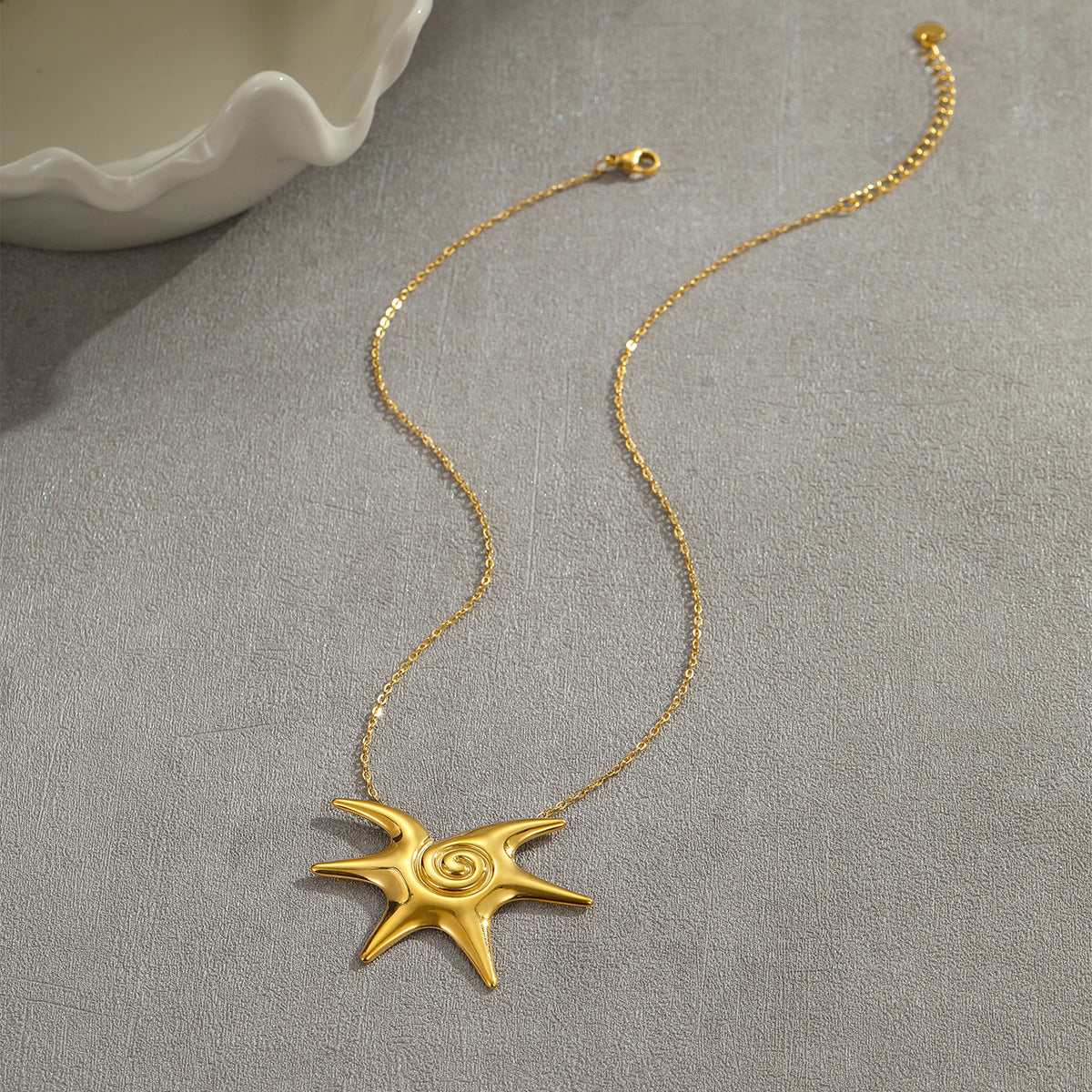 High Grade Titanium Steel Necklace Non Fading Golden Sun Stainless Steel Studs Niche Sold Jewelry