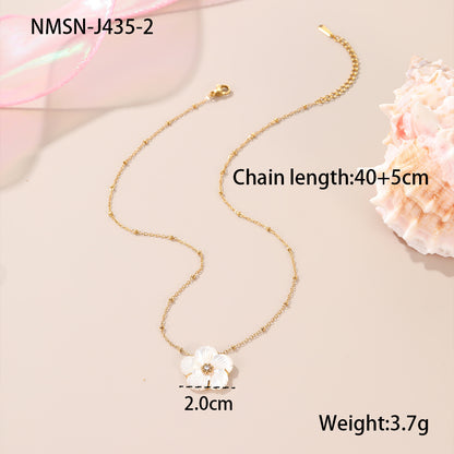 Flower Pendant Necklace
