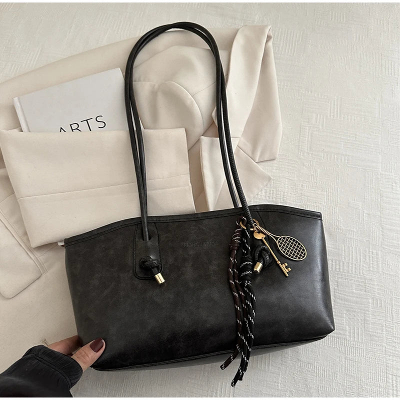 European American Retro Tote Bag, Korean Fashion Shoulder Bags Advanced Simple Handbag New Large Capacity Pendant Versatile Bags