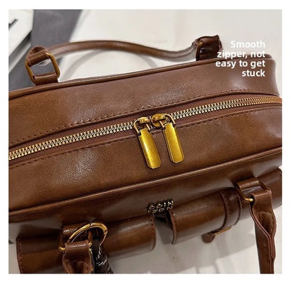 Women's Retro Solid Color Pu Leather Shoulder Bag with Multiple Pockets Large Capacity Comes with A Detachable Accessory Charm