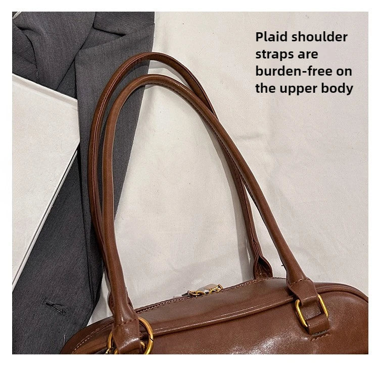 Women's Retro Solid Color Pu Leather Shoulder Bag with Multiple Pockets Large Capacity Comes with A Detachable Accessory Charm